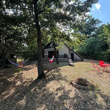 Nagyi Nyaraloja - Vizparti בית נופש באלאטונספזד